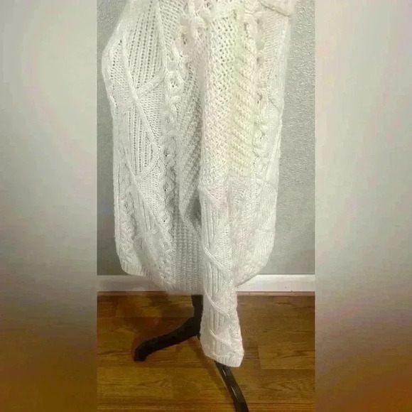 TOPSHOP Cable Knit Fisherman Sweater Chunky Ivory Size 10 acrylic/nylon/angora - Picture 2 of 6